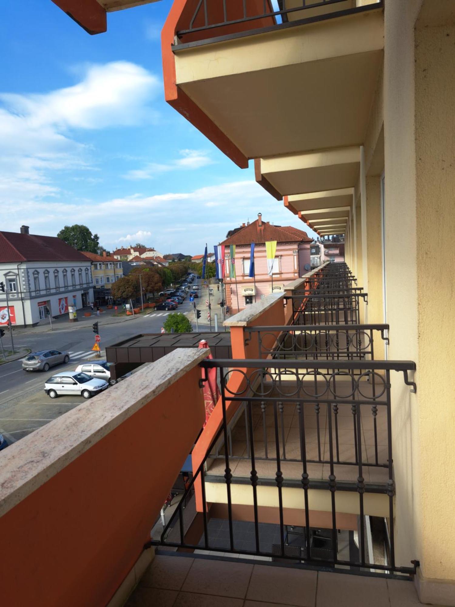 Hotel Garic Garesnica Εξωτερικό φωτογραφία