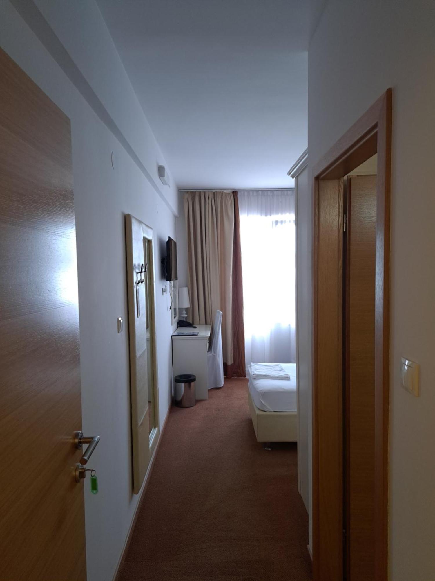 Hotel Garic Garesnica Εξωτερικό φωτογραφία